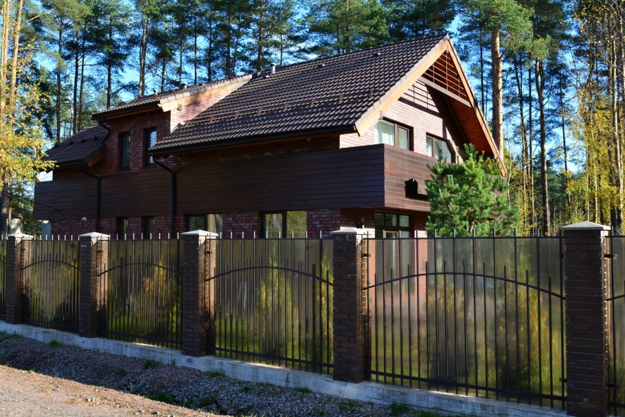 Забор для коттеджа