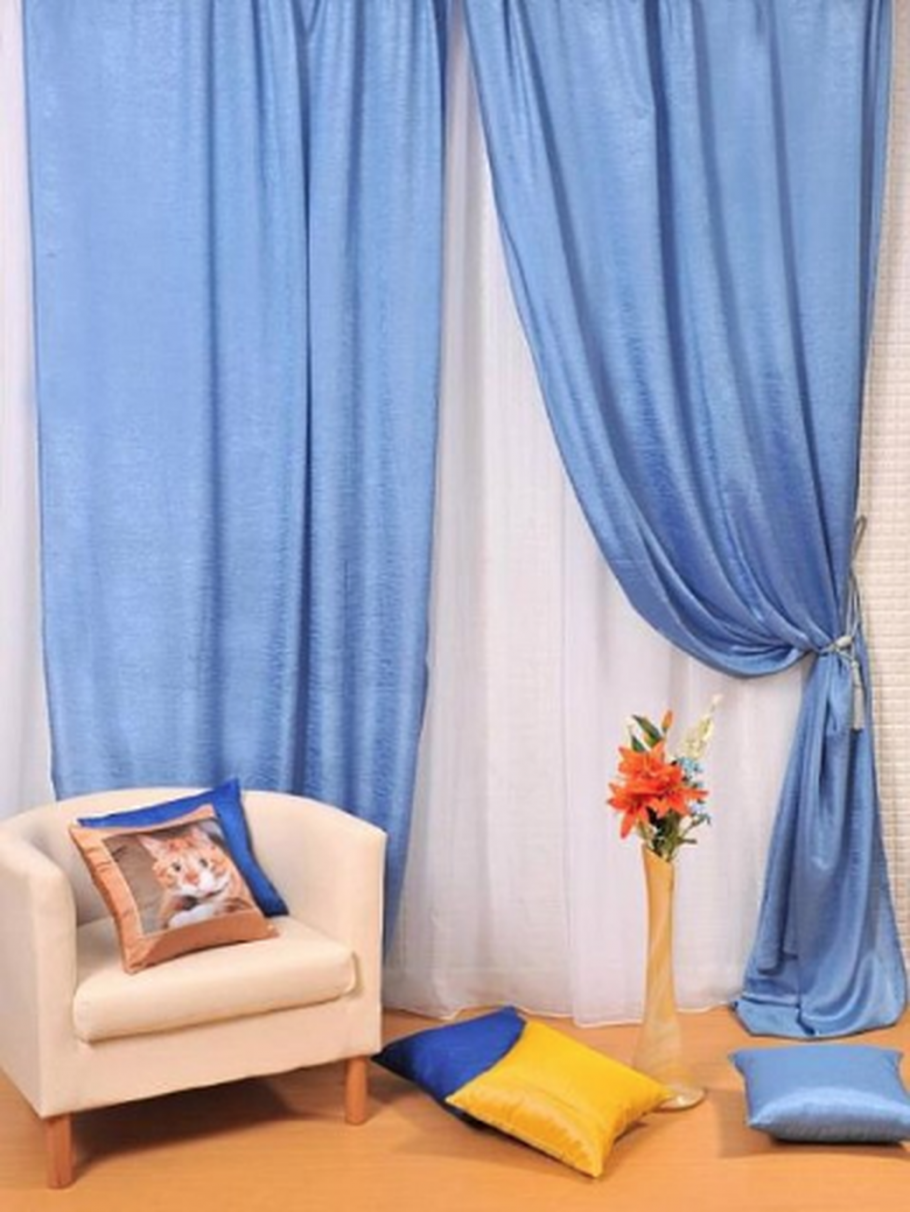 Разноцветные занавески