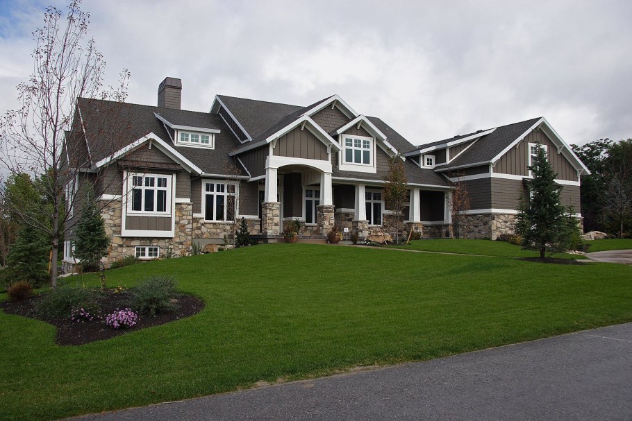 Крафтсман стиль загородный дом