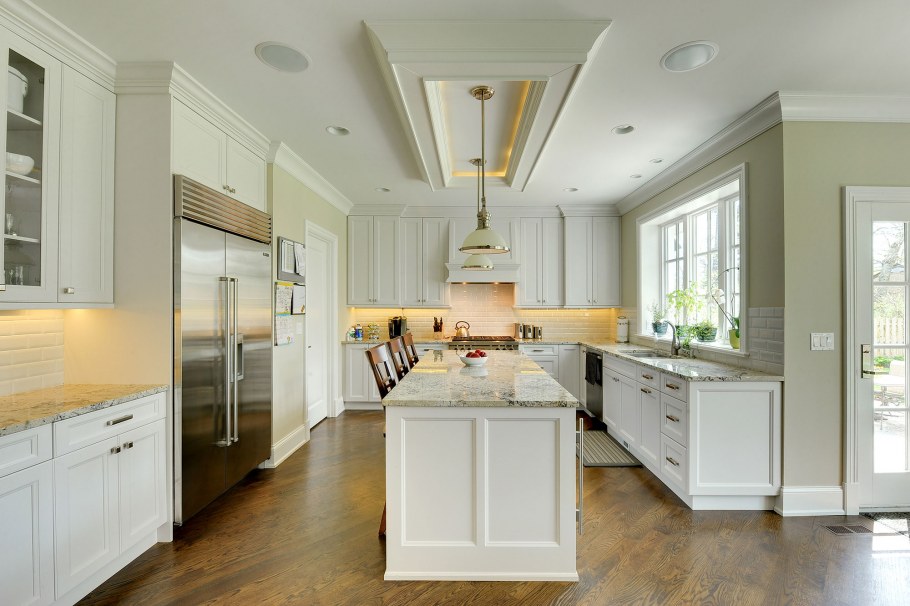 Кухня в скандинавском стиле бежевая