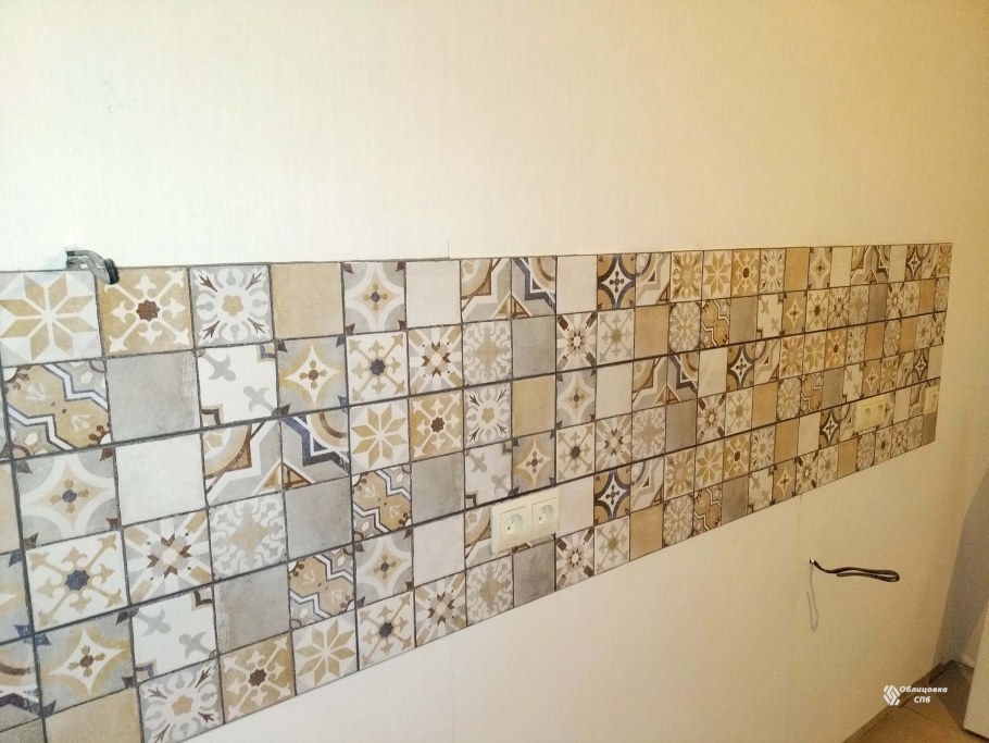 Облицовка кухни плиткой