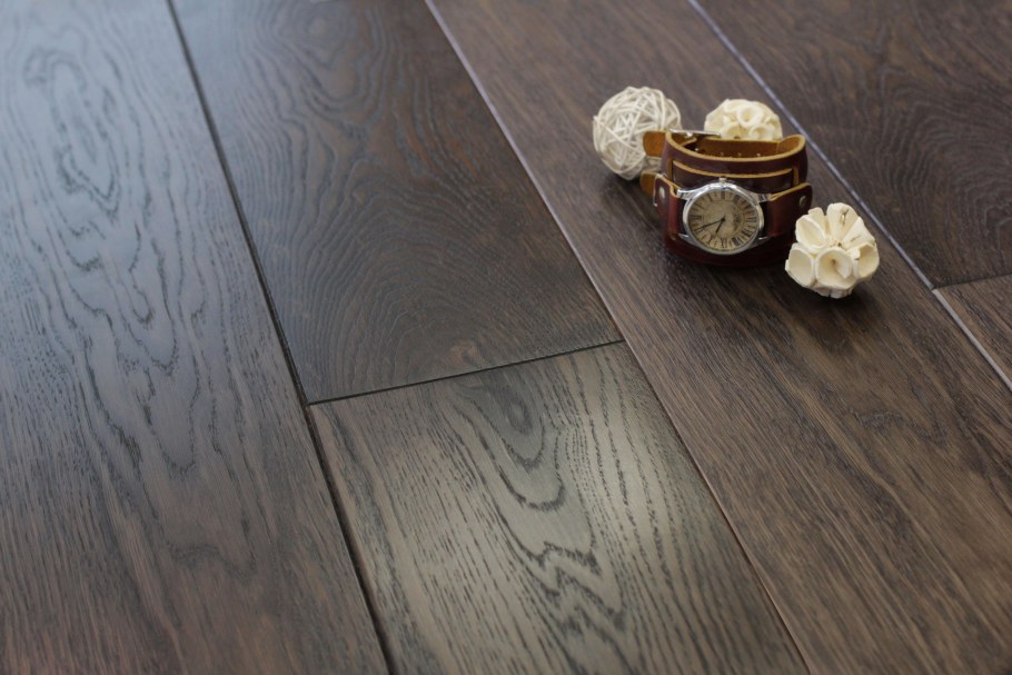 Паркет дуб брашированный