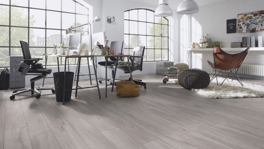 Kronotex Herringbone d 3773 дуб серебряный