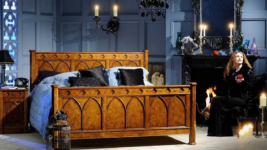 Gothic Bed кровать