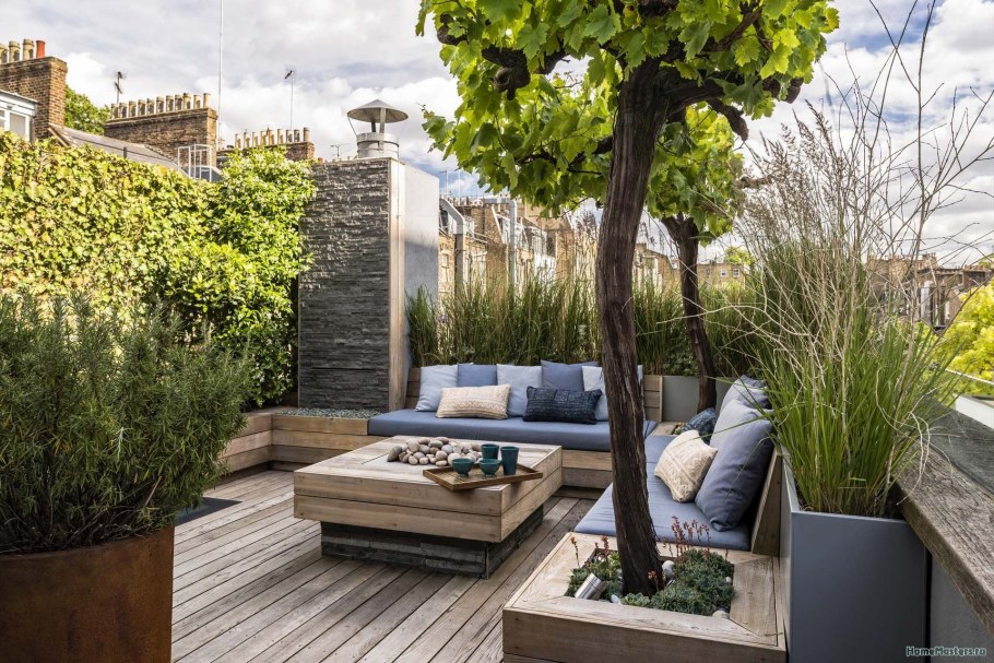 Терраса в саду