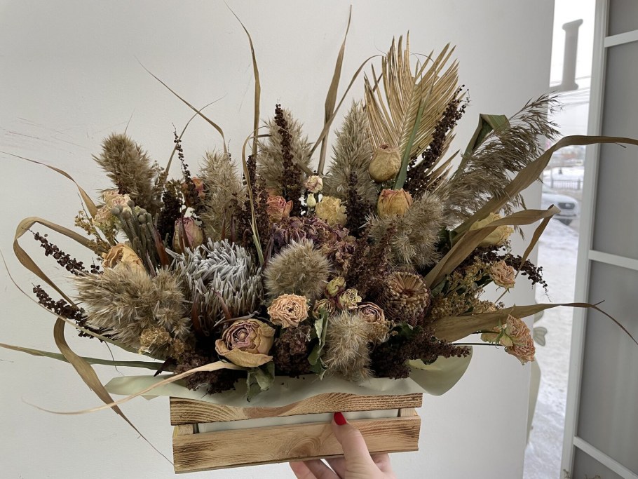 Интерьерные композиции из сухоцветов