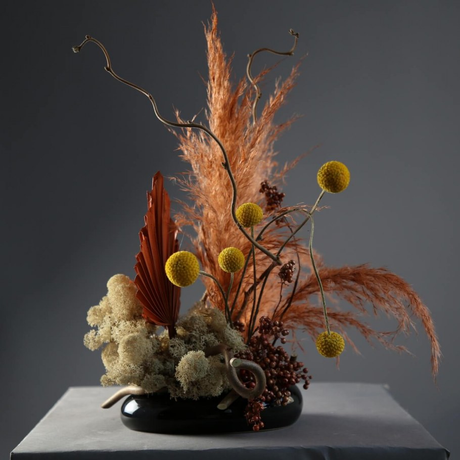 Композиции из сухоцветов