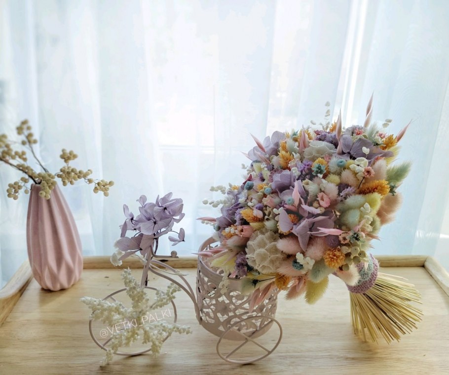 Композиции из сухоцветов