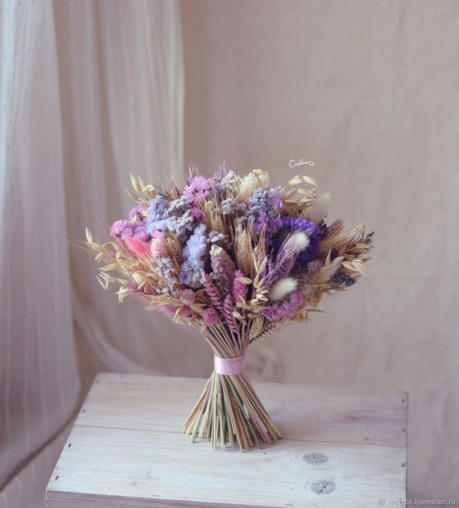 Композиции из сухоцветов