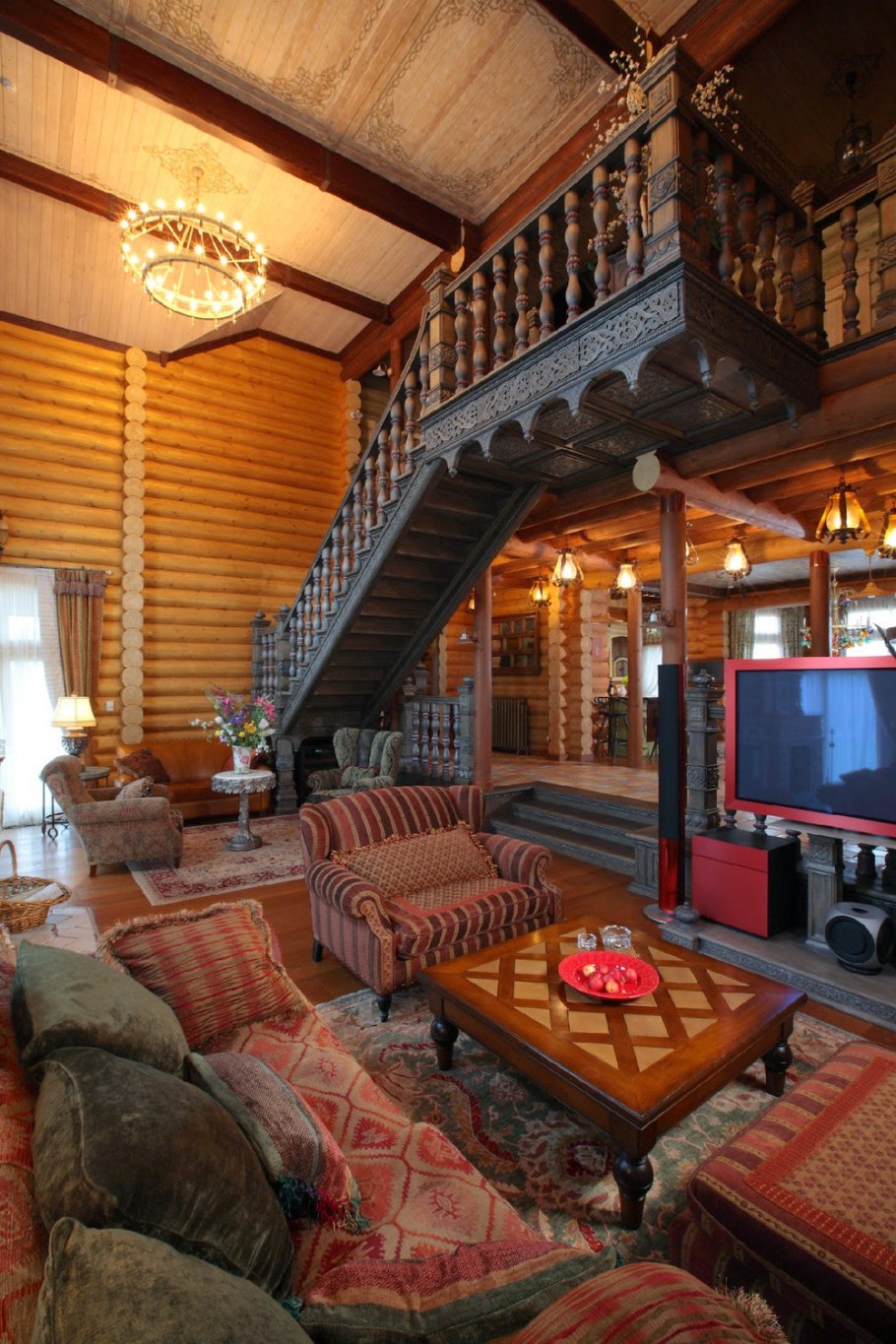 Дом в стиле Берендеево царство