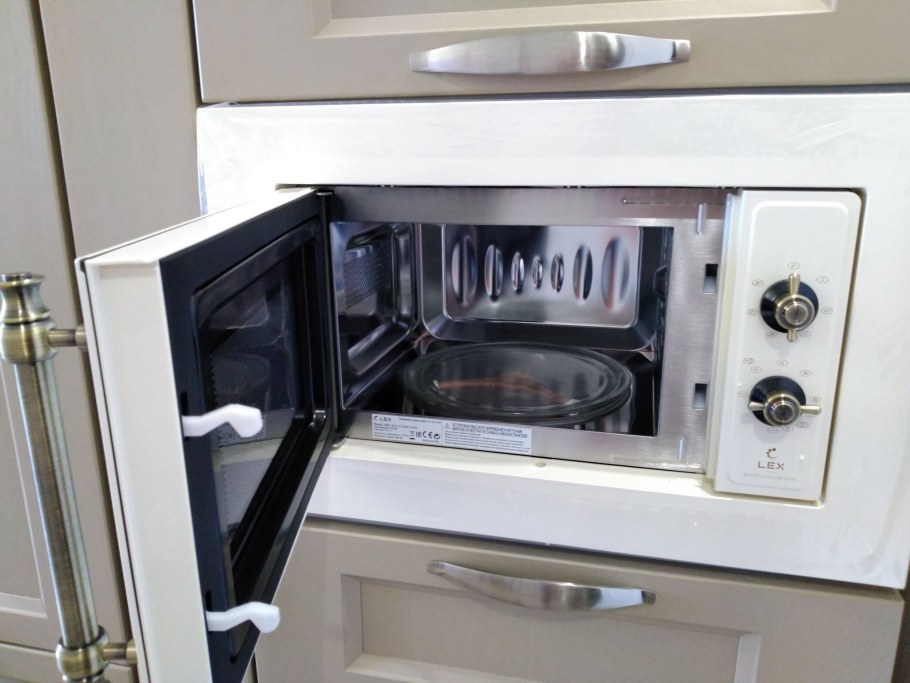 Микроволновая печь Hoover