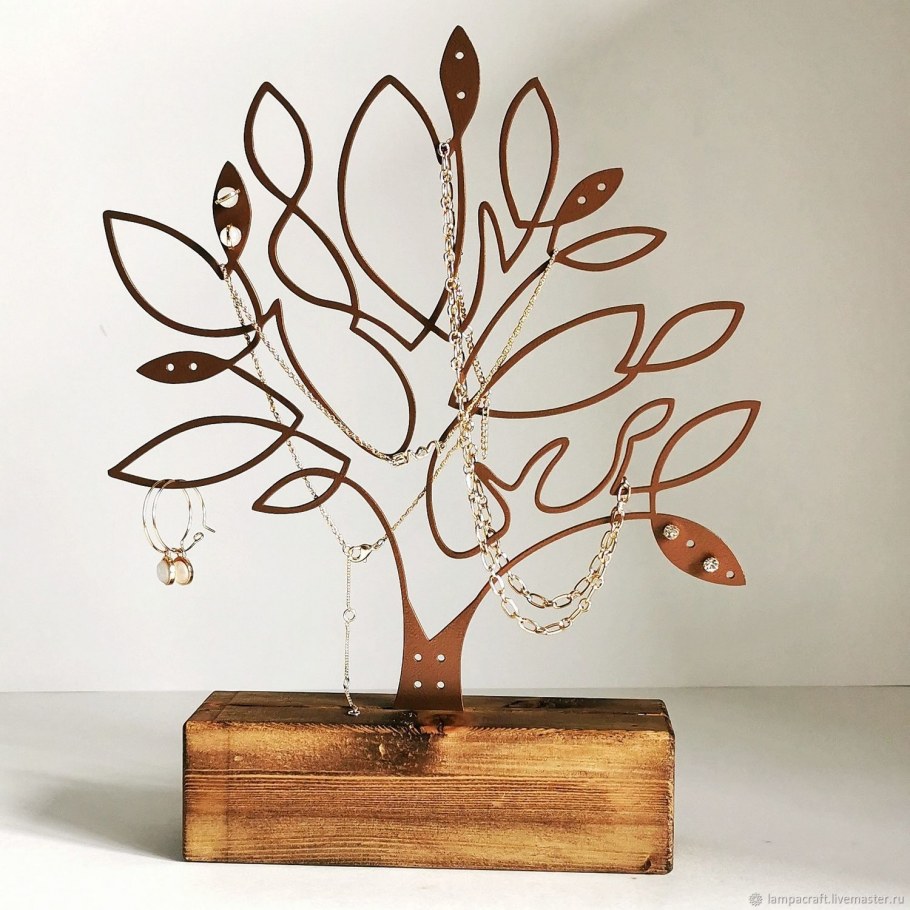 Дерево для украшений