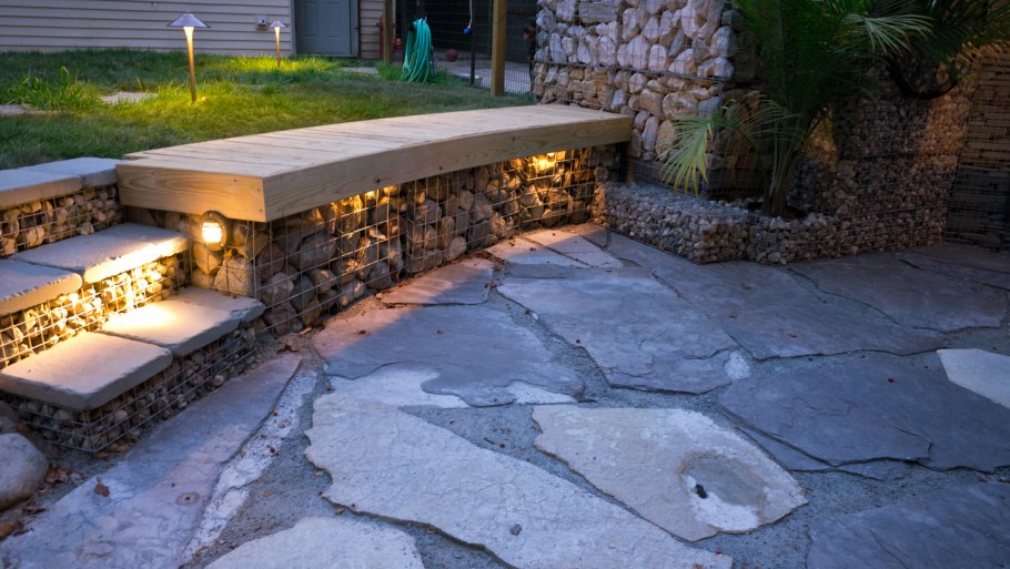 Подпорная стенка из габионов