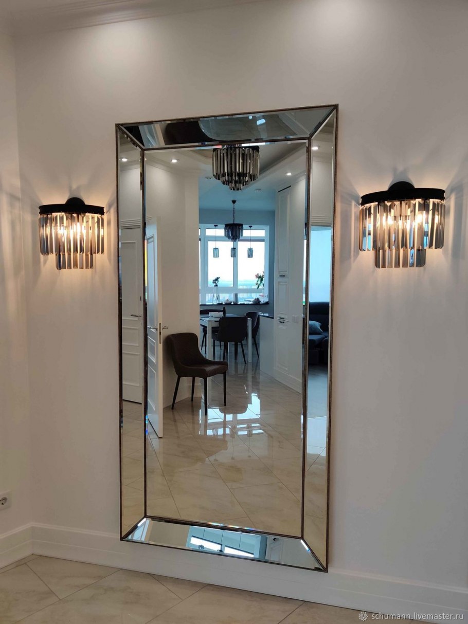 Зеркало напольное в раме гримёрное