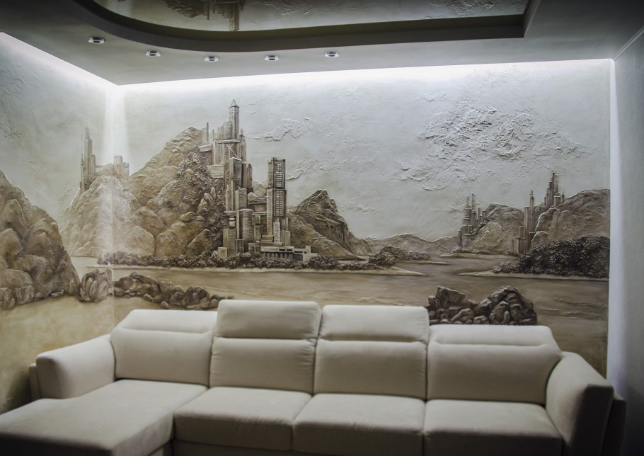 Барельеф в интерьере