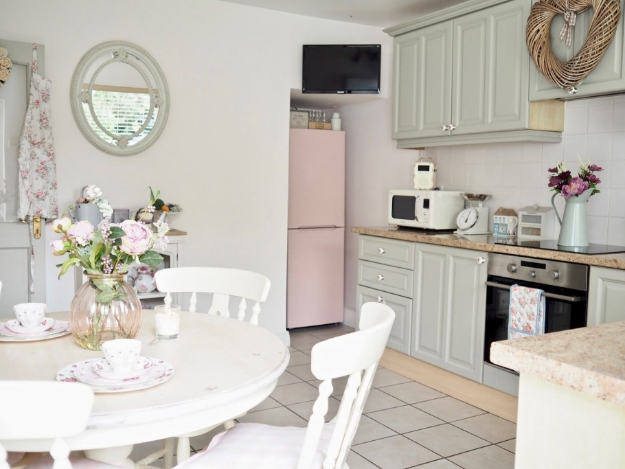 Кухонный гарнитур в стиле шебби Шик