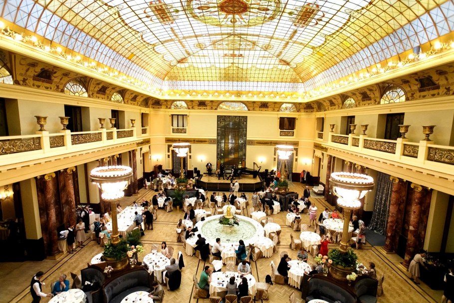 Каминный зал Метрополь СПБ