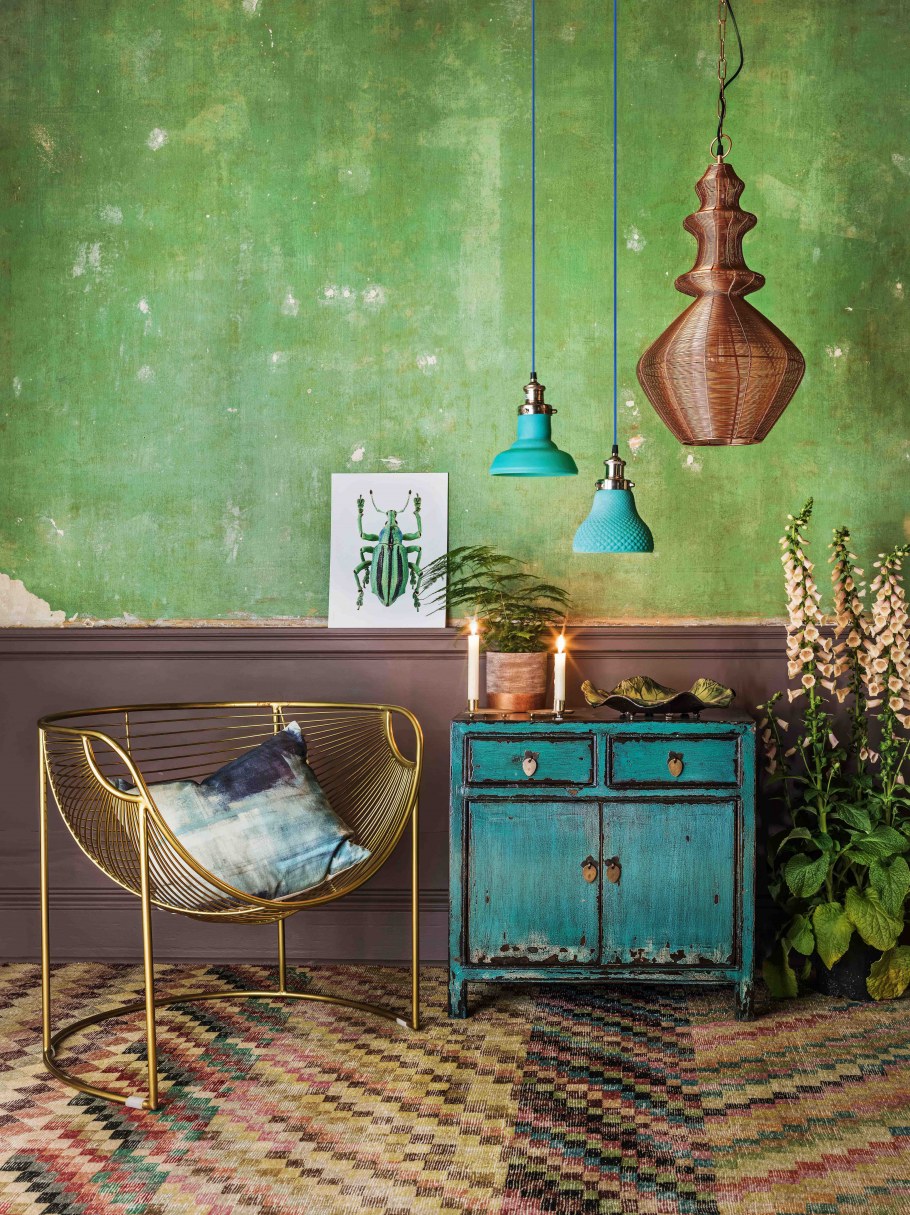 Гостиная в стиле лофт с богемным стилем