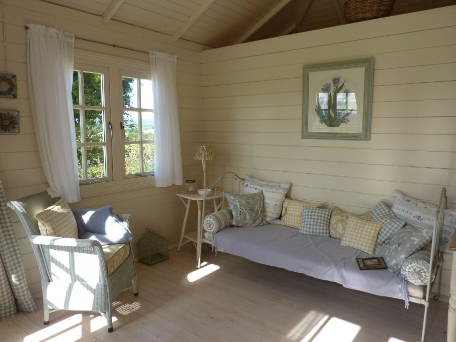 Тини Хаус 4х6