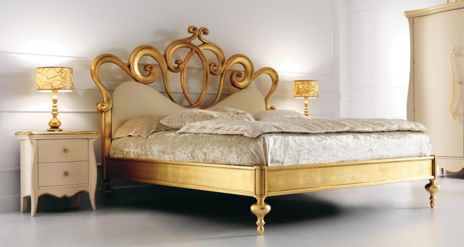 Кровать арт деко с деревянным изголовьем