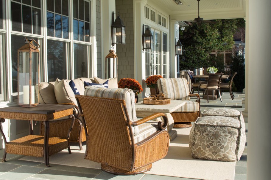 Виноград на застекленной веранде