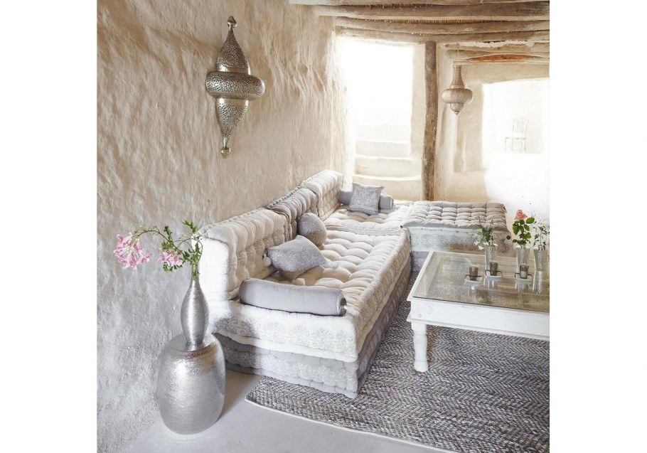 Стены цвета слоновой кости в интерьере