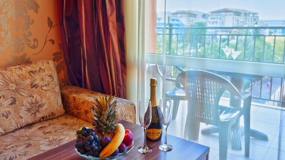 Невский берег 93 отель Санкт-Петербург