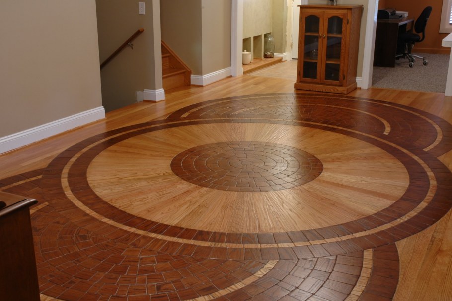 Красивый пол из дерева