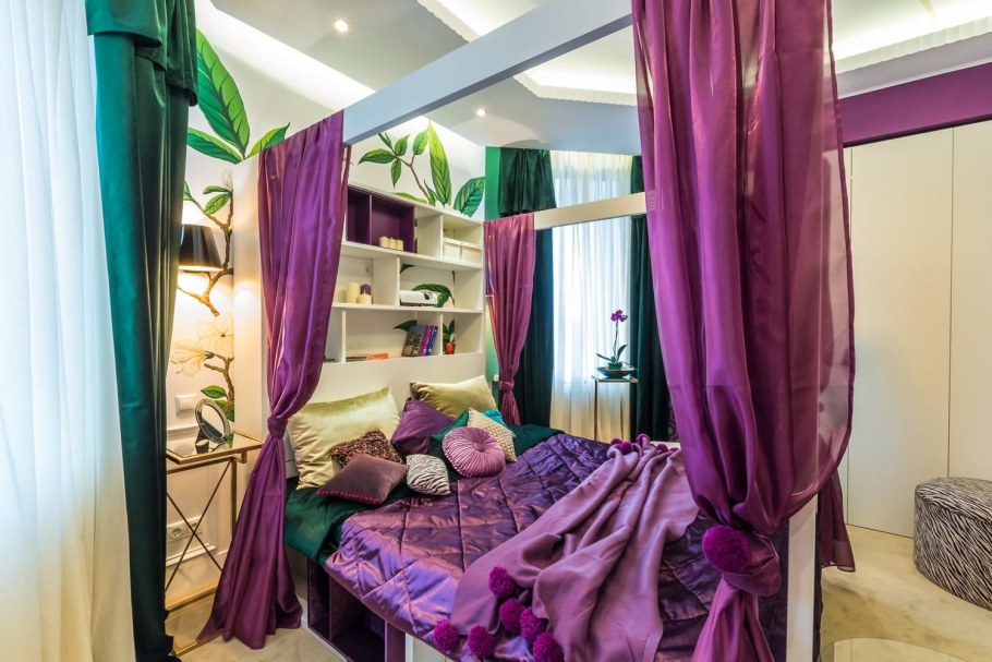 Фиолетовые шторы в спальню