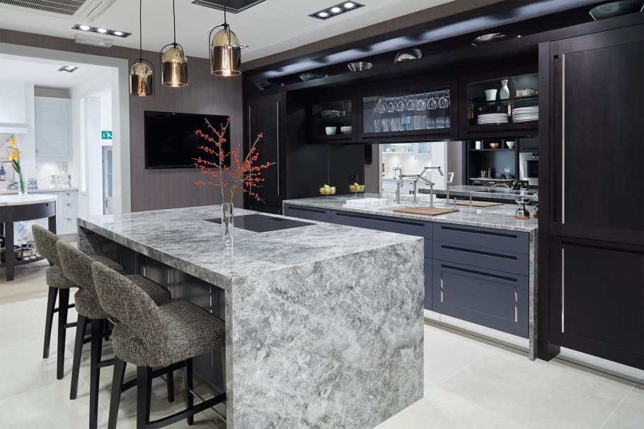 Poetic Black technistone