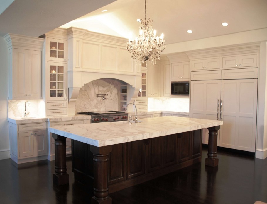 Etna Quartz Calacatta Borghini