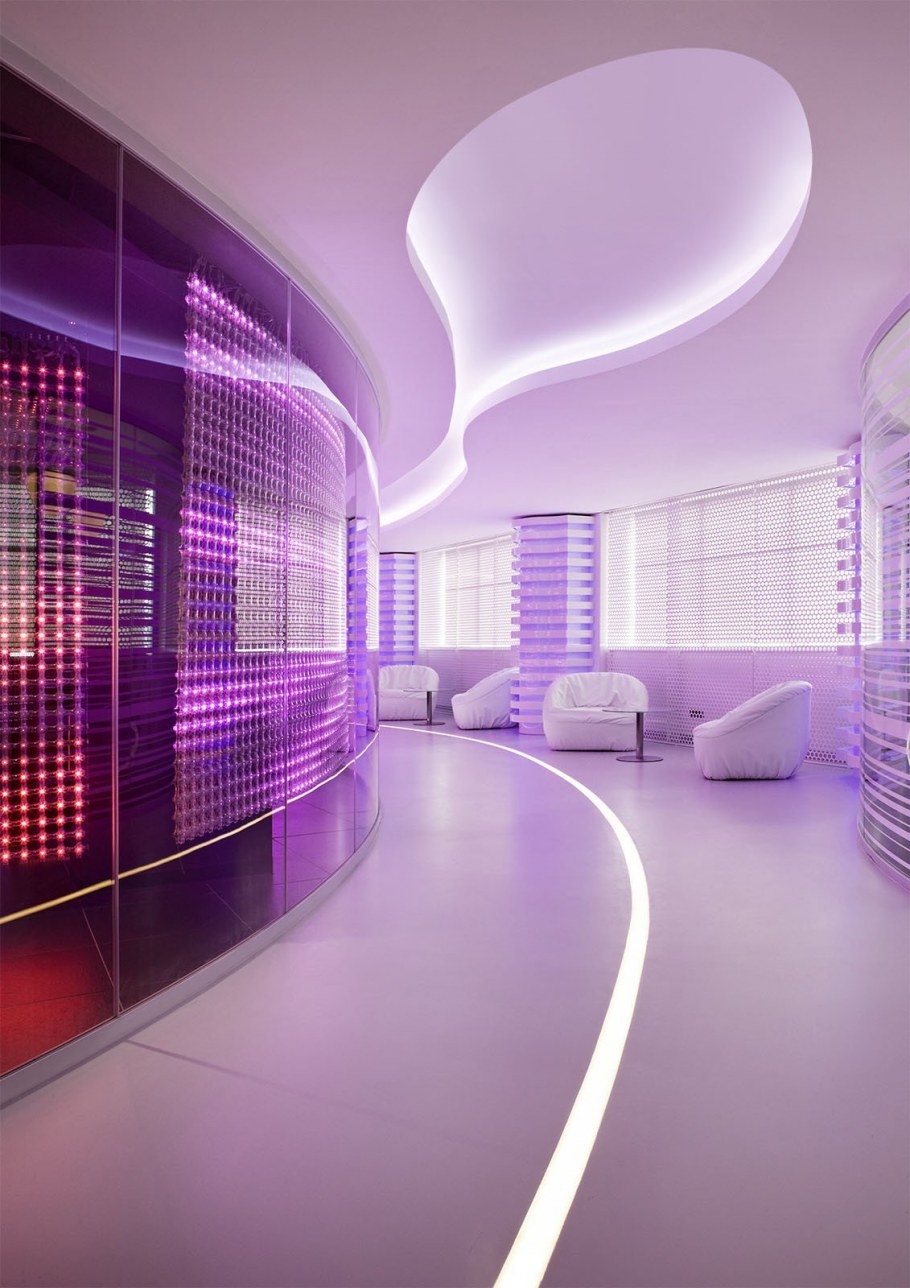 Интерьер офиса в стиле футуризм