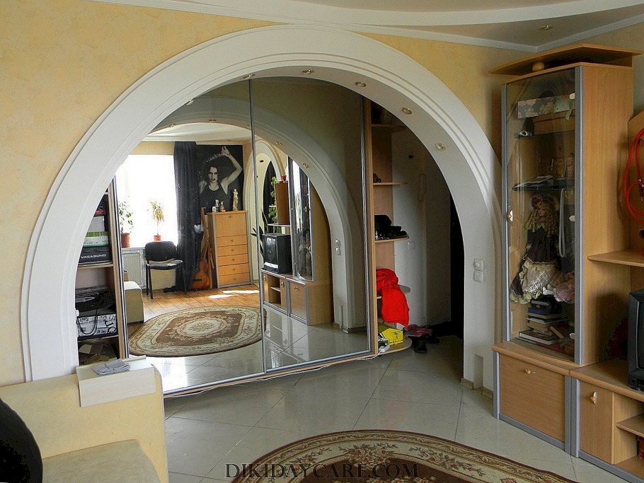 Арка между комнатами