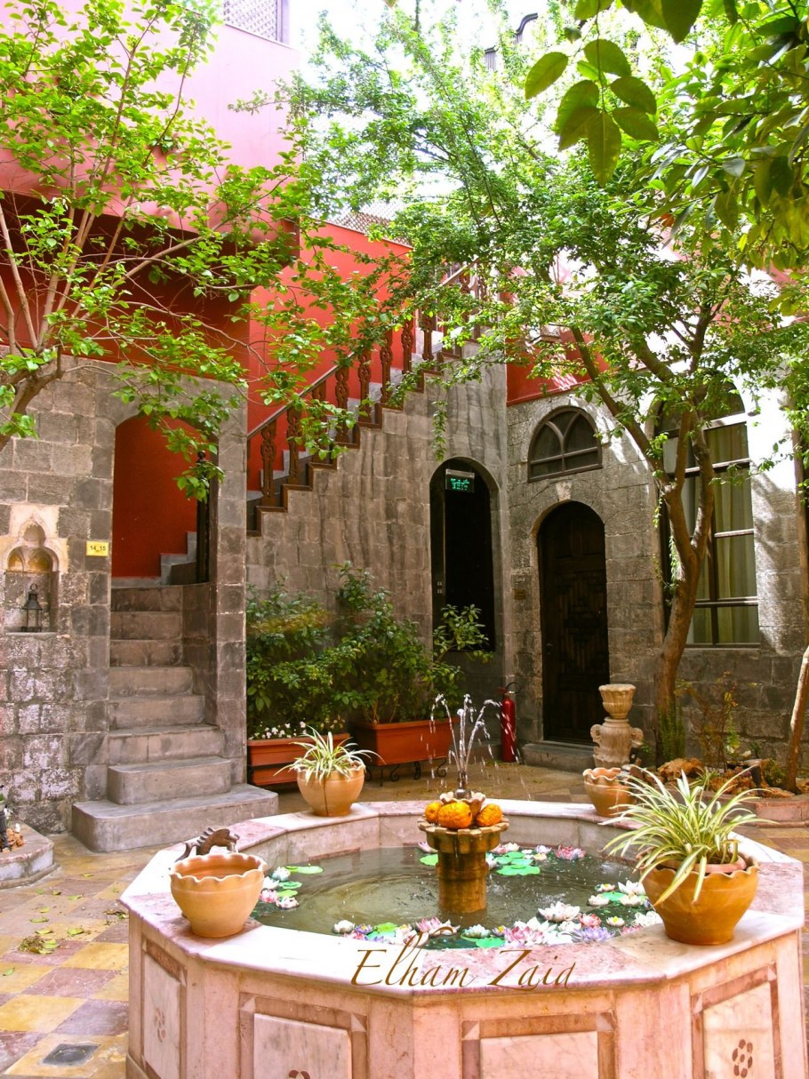 Мавританский дворик Испания