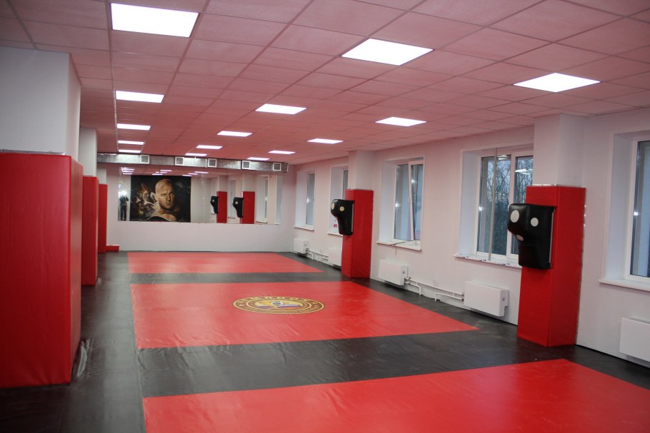 Планировка тренажерного зала 100 кв м