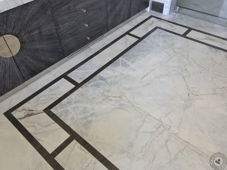 Мраморная плитка на кухне