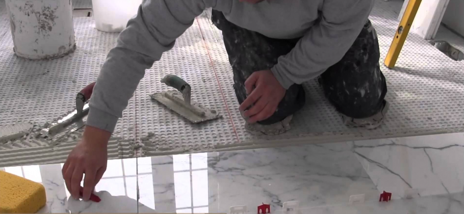 Фартук для кухни из крупной плитки