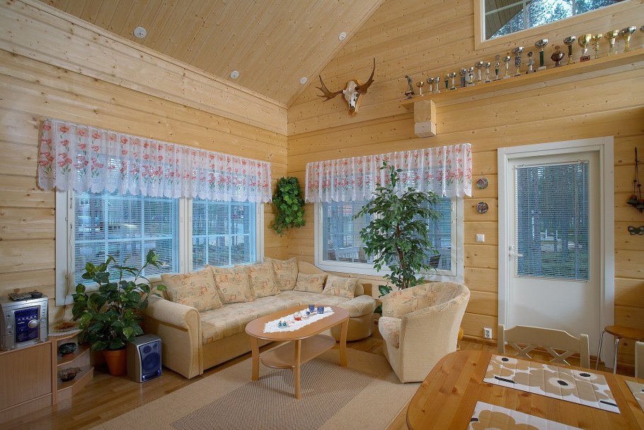 Современный дачный домик внутри
