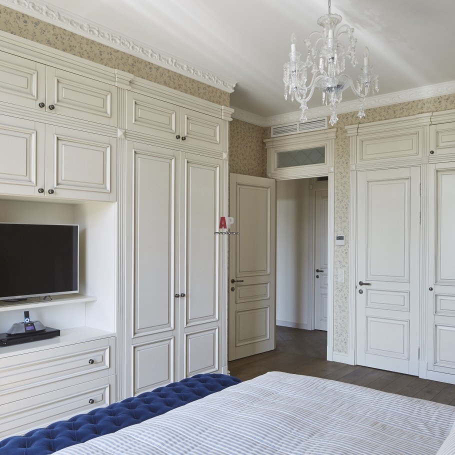 Шкаф в стиле американская классика