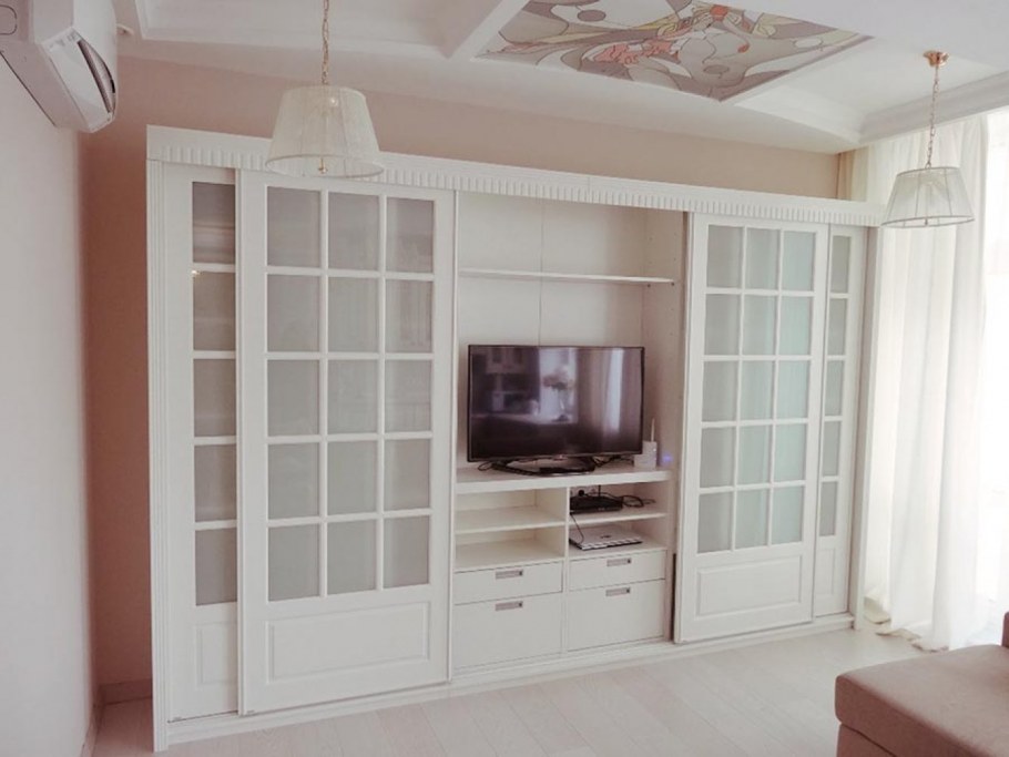 Встроенные шкафы в прихожую