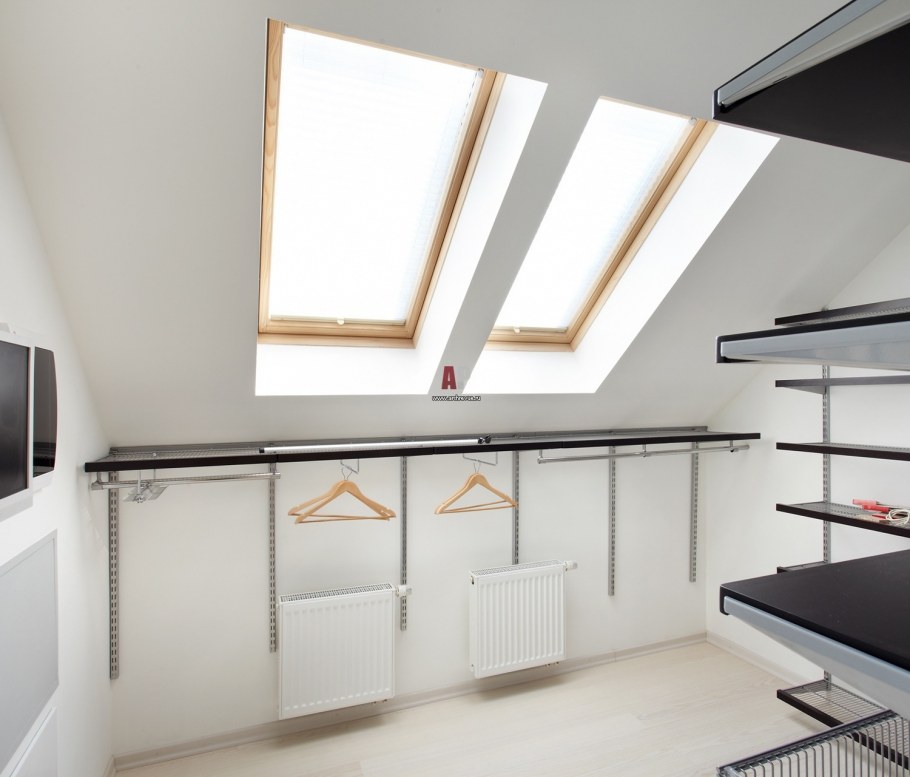 Гардеробная на мансарде