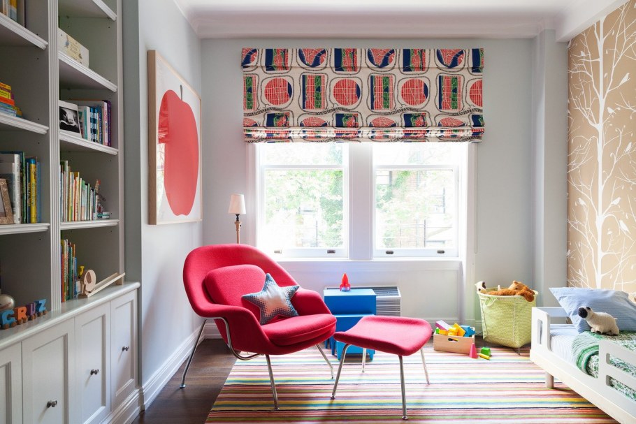 Декор окна в детской