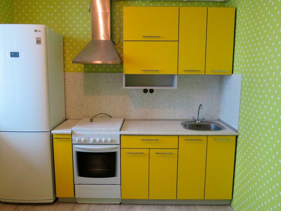 Желтый кухонный гарнитур
