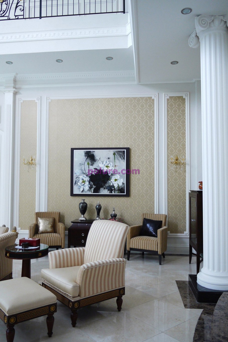 Стены с колоннами в квартире