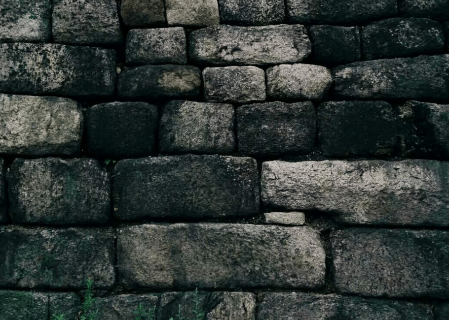 Каменная кладка замка