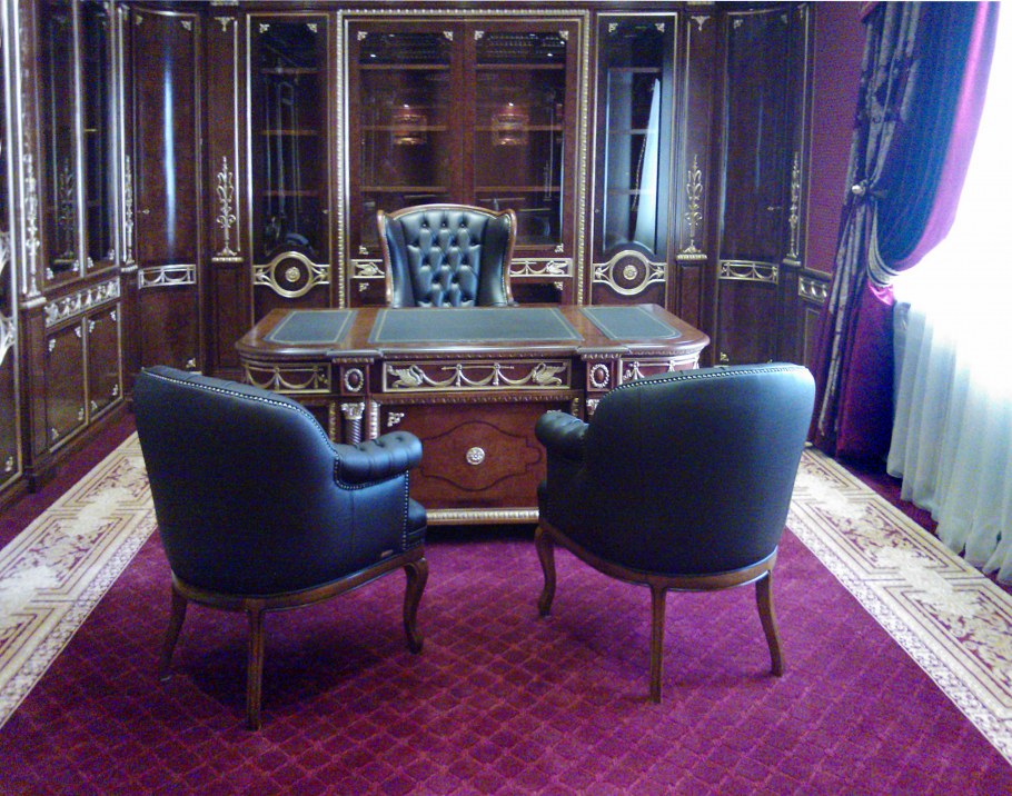 Дизайн рабочего кабинета в готическом стиле