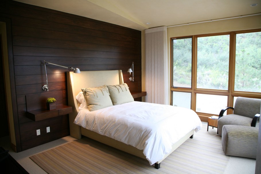 Потолок в спальне