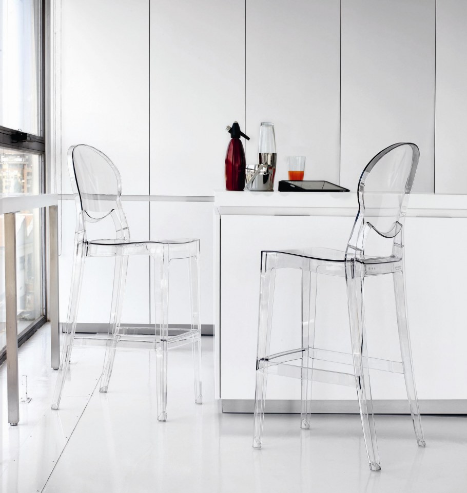 Полубарный стул Ghost прозрачный
