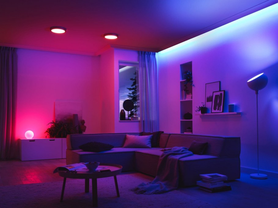 Умный светильник Philips Hue go