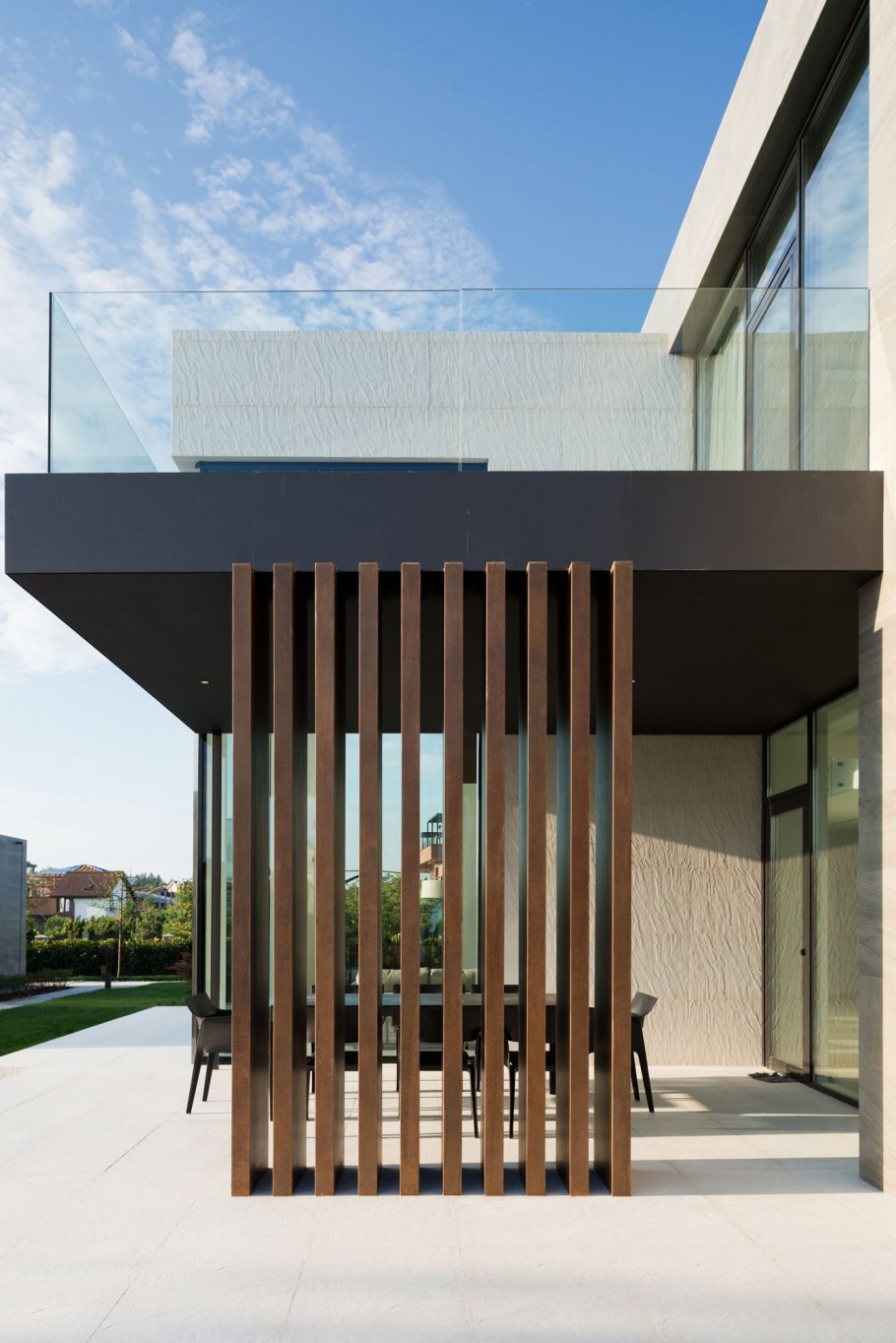 Модерн планкен фасад